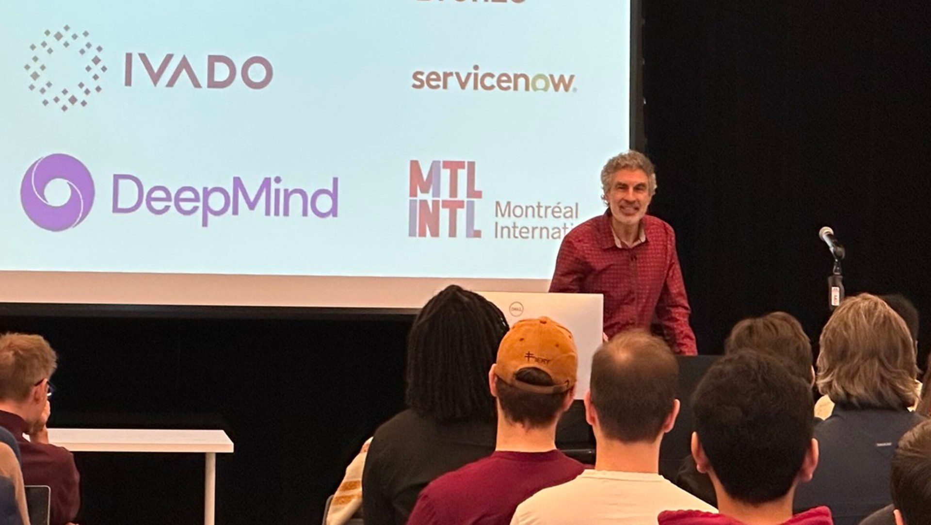 Demande de moratoire sur l&rsquo;intelligence artificielle : quelles solutions, un mois plus tard ?